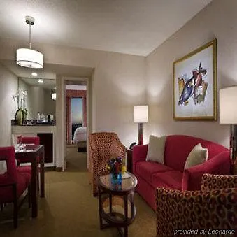 Hotelumiere At The Arch Saint Louis Hotel